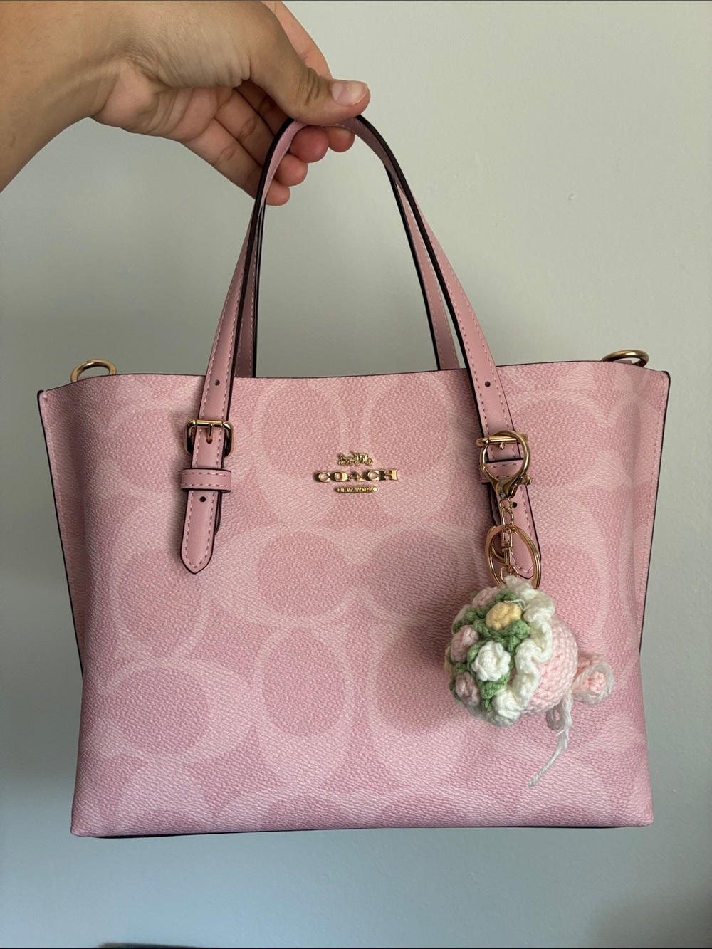 2/$25π Crotchet Floral Boquete Keychain Bag Charm - Picture 1 of 4